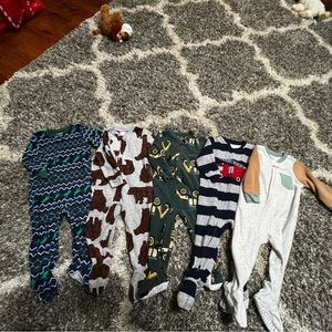 Boys Carter’s 12 months Fleece footie pajamas bundle